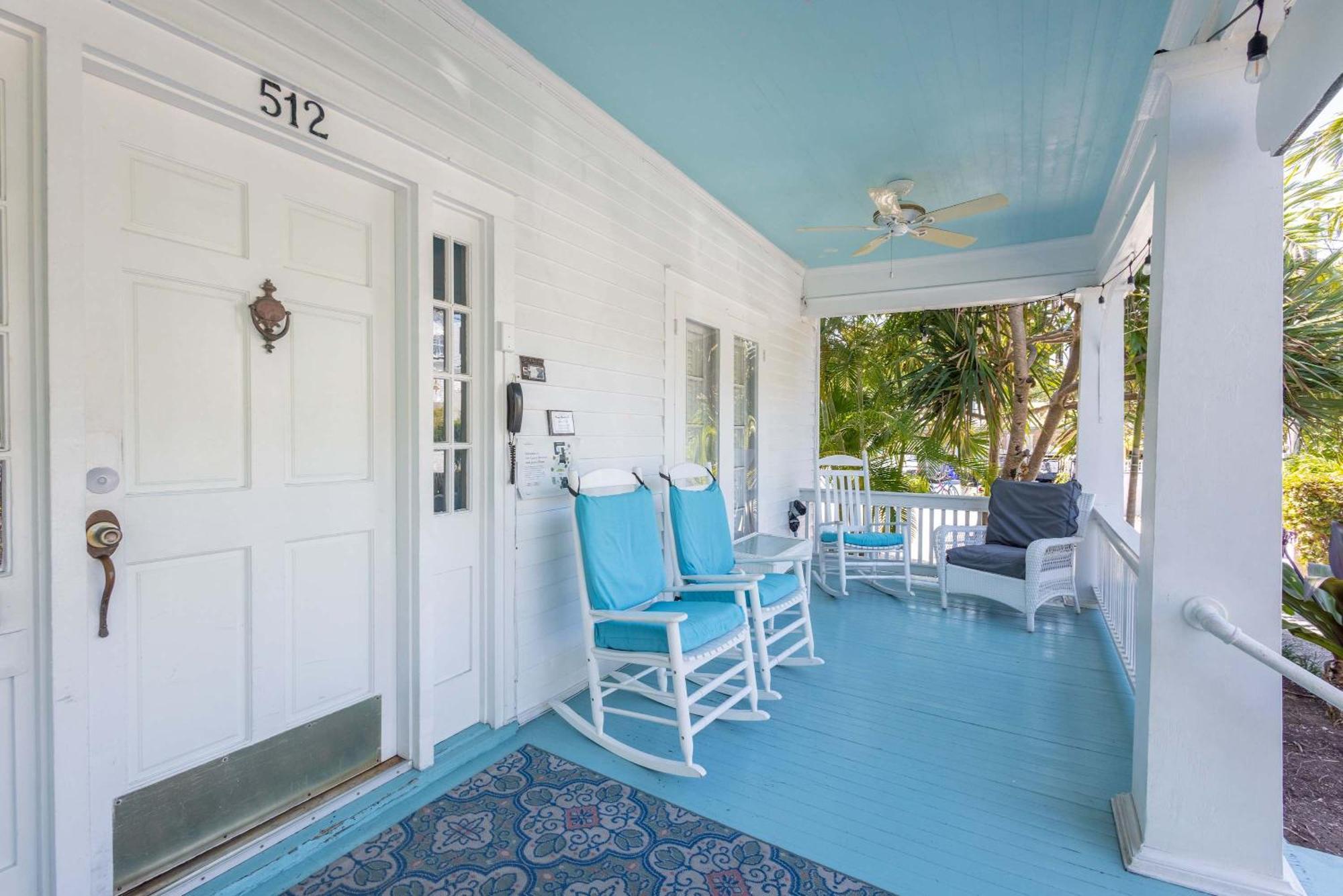 King Suite Balcony - At James House Key West Extérieur photo
