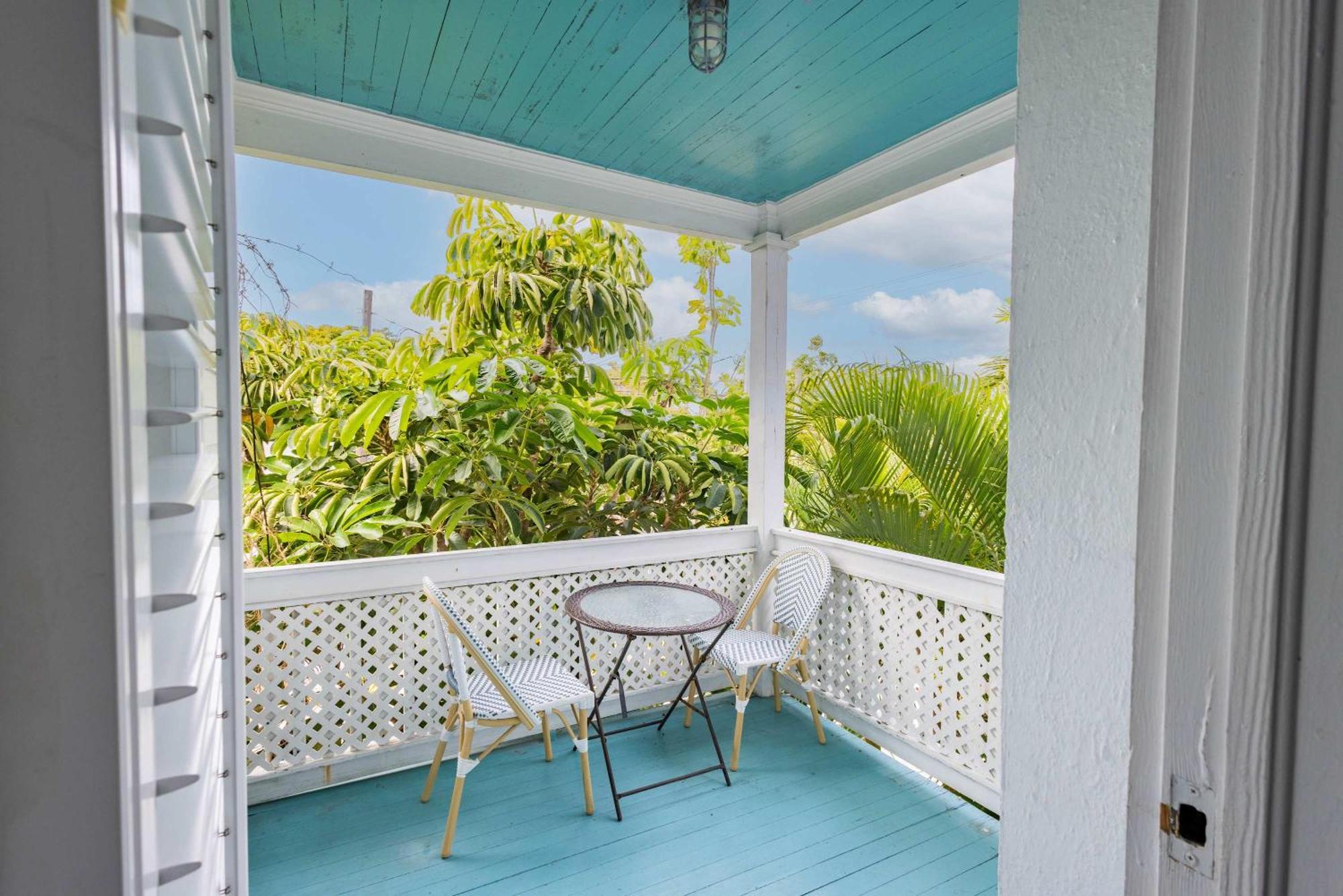 King Suite Balcony - At James House Key West Extérieur photo