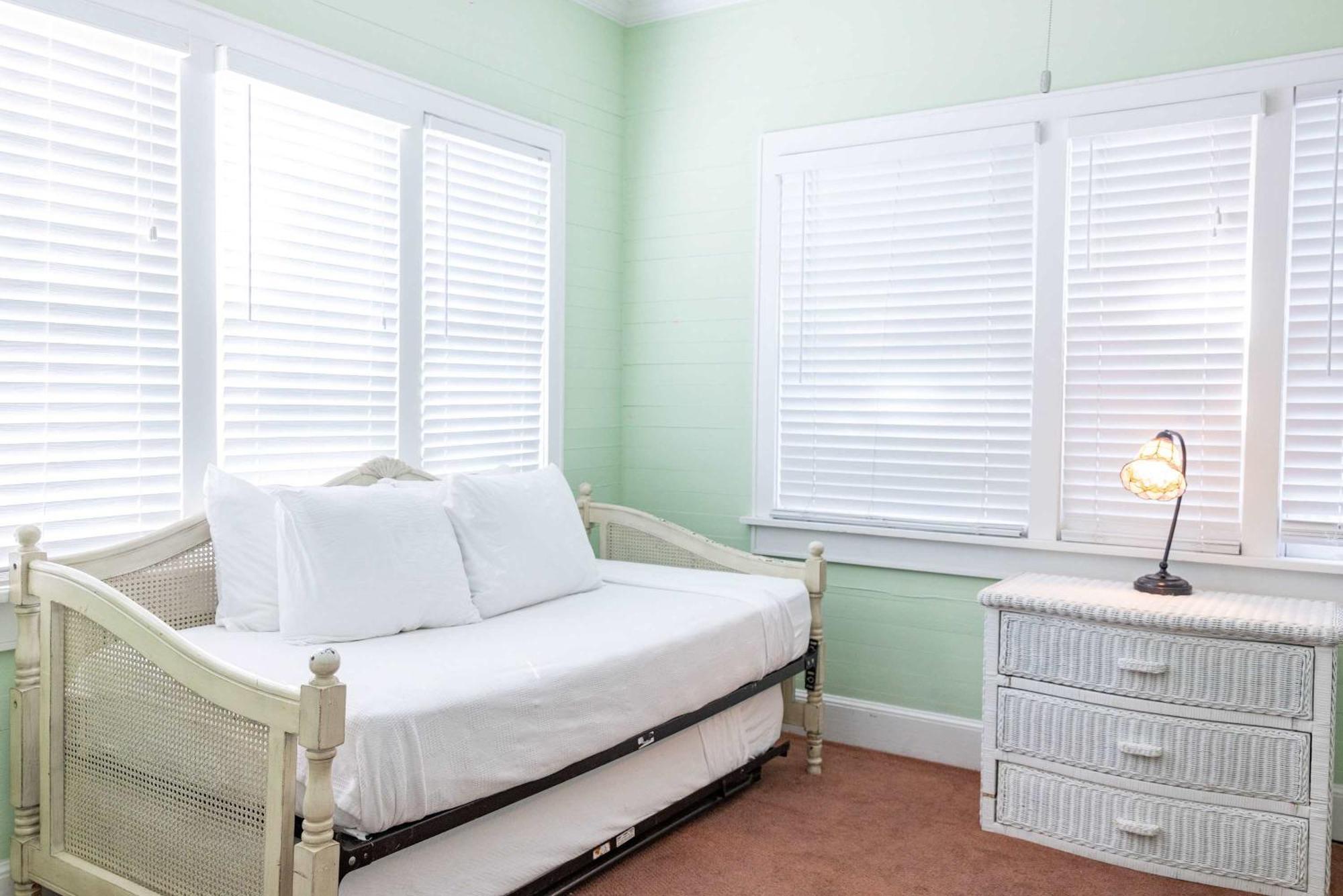 King Suite Balcony - At James House Key West Extérieur photo